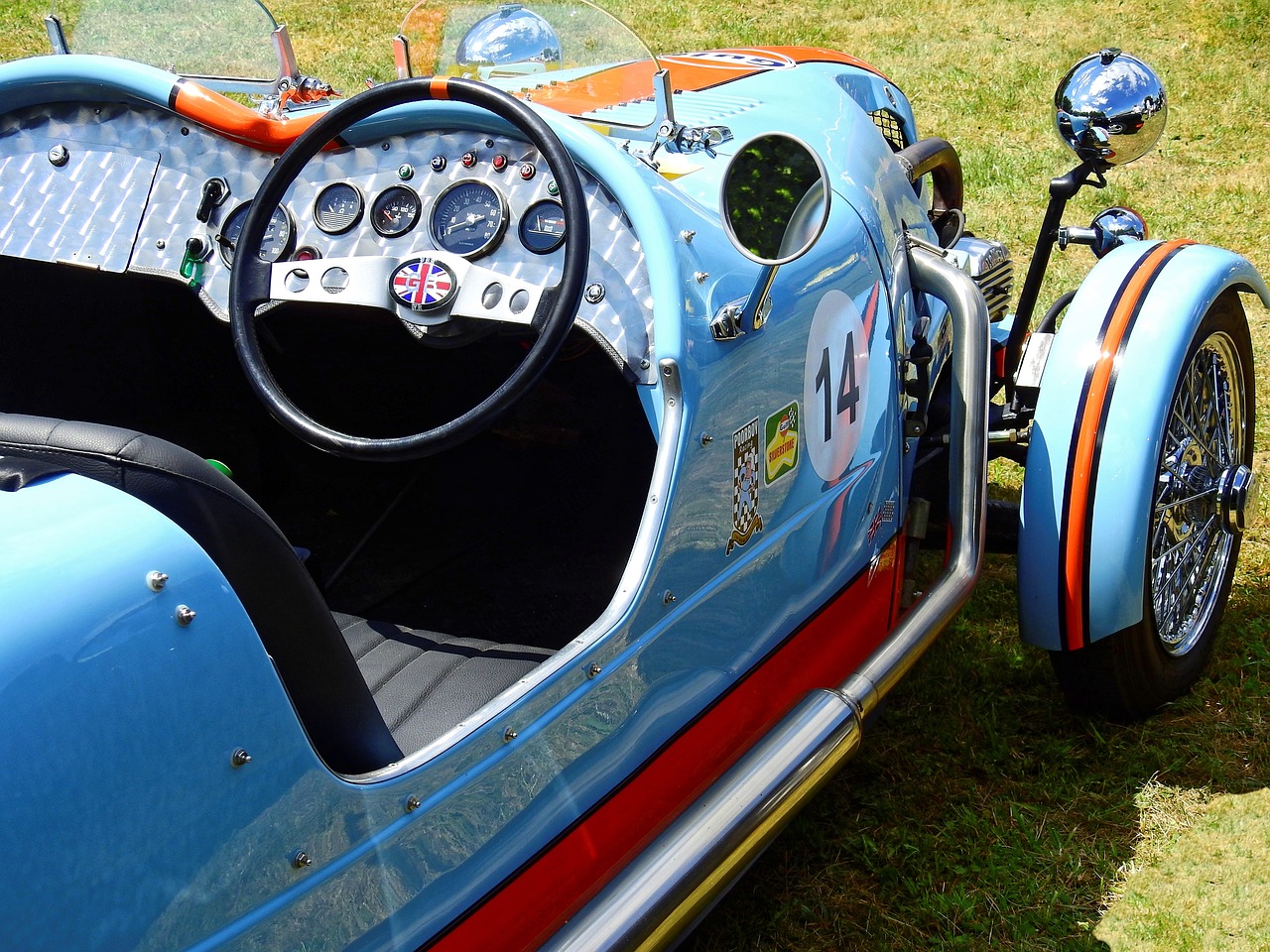 2024澳門天天開好彩大全53期,液晶儀表盤安全視頻解析_神帝URK512.348